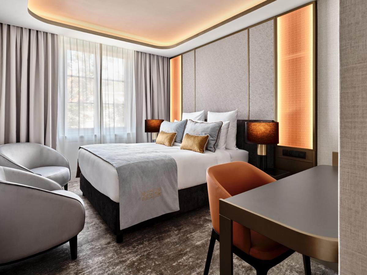The Crown Krakow Center - Handwritten Collection Accor Екстериор снимка