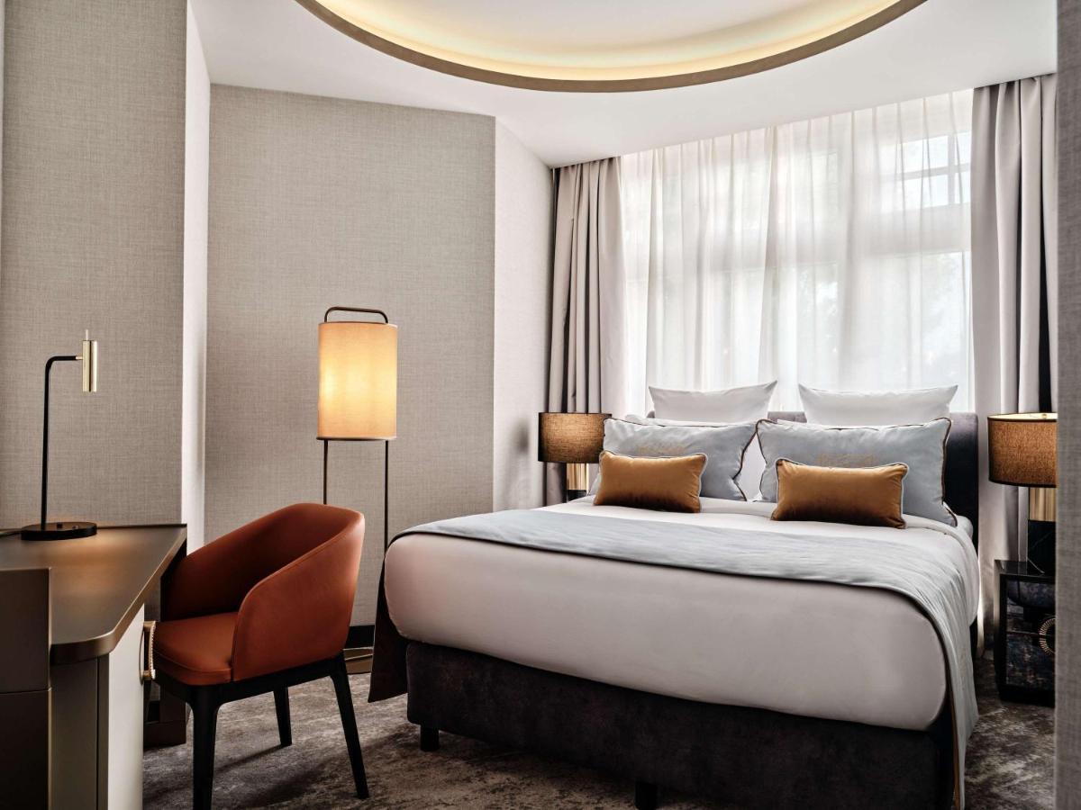 The Crown Krakow Center - Handwritten Collection Accor Екстериор снимка