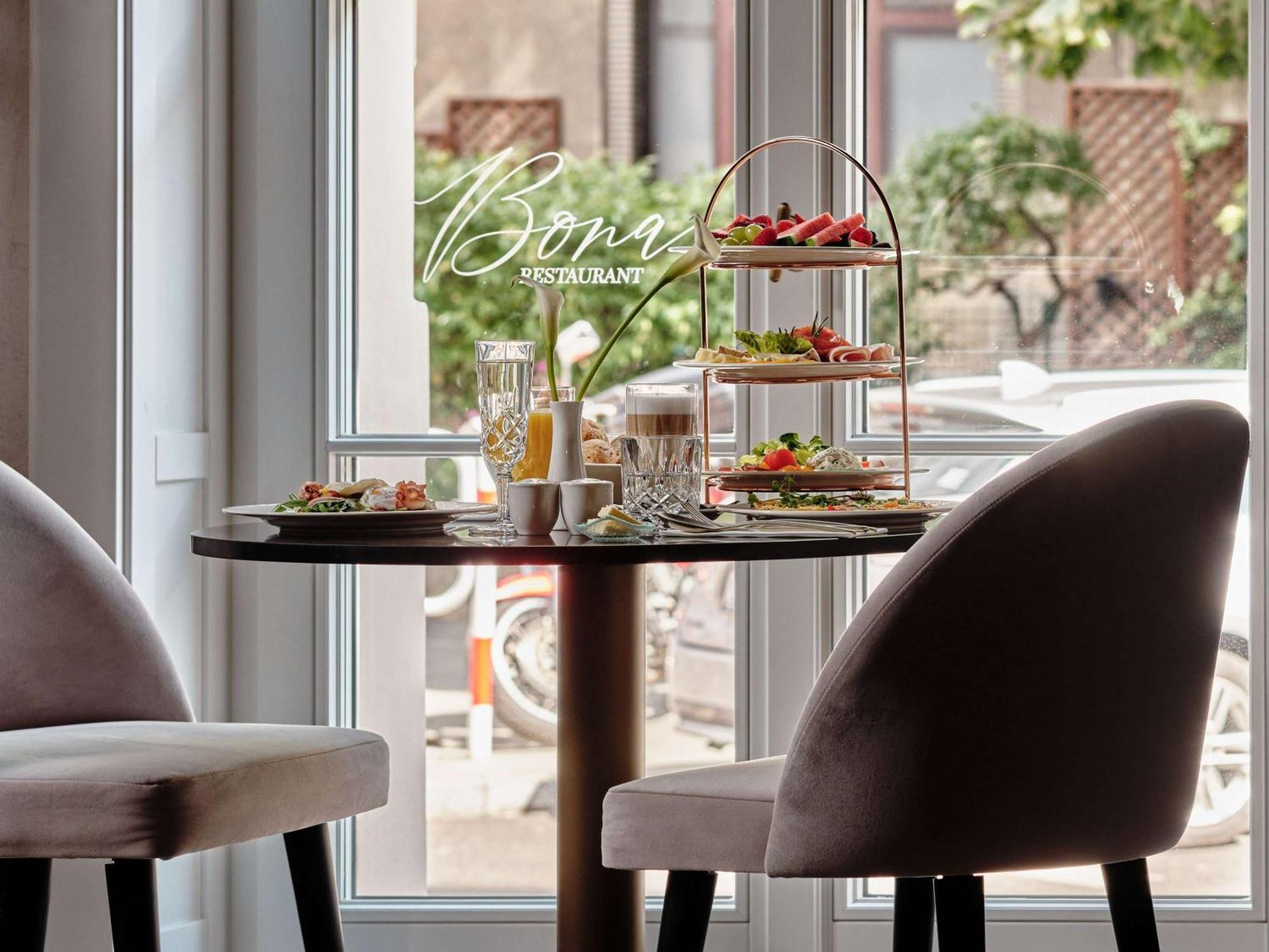 The Crown Krakow Center - Handwritten Collection Accor Екстериор снимка