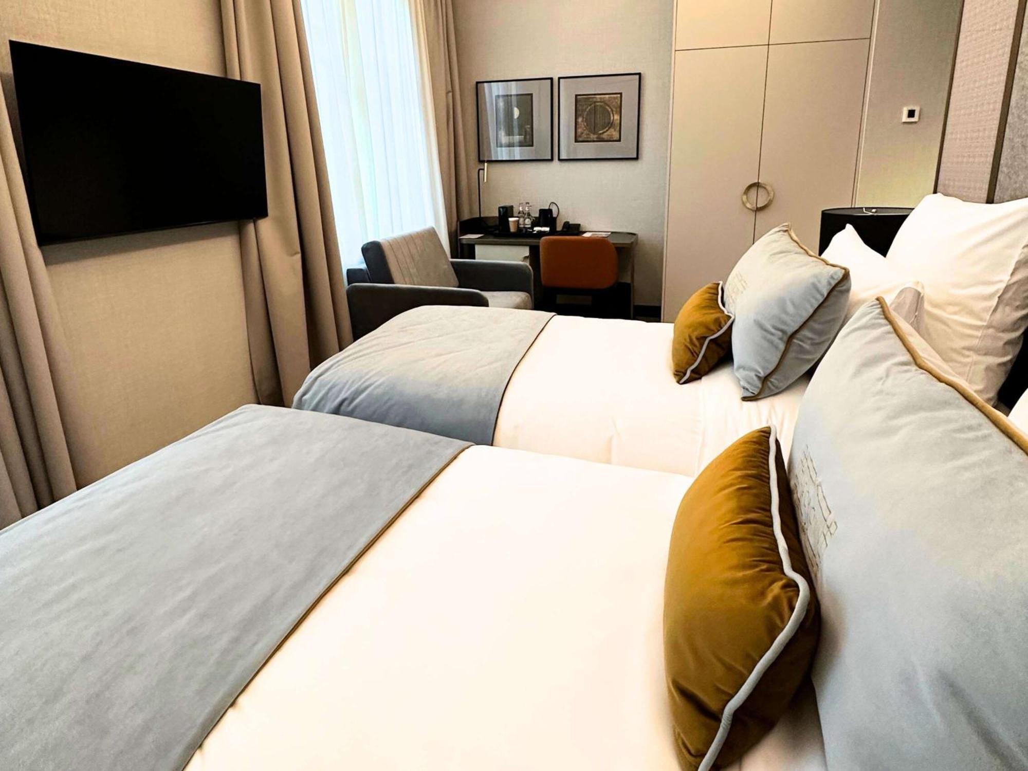 The Crown Krakow Center - Handwritten Collection Accor Екстериор снимка